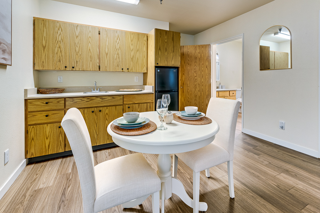 One Bedroom Apartment Home Dining Room Table